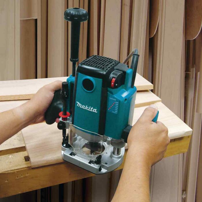 Máy phay Makita RP2301FC